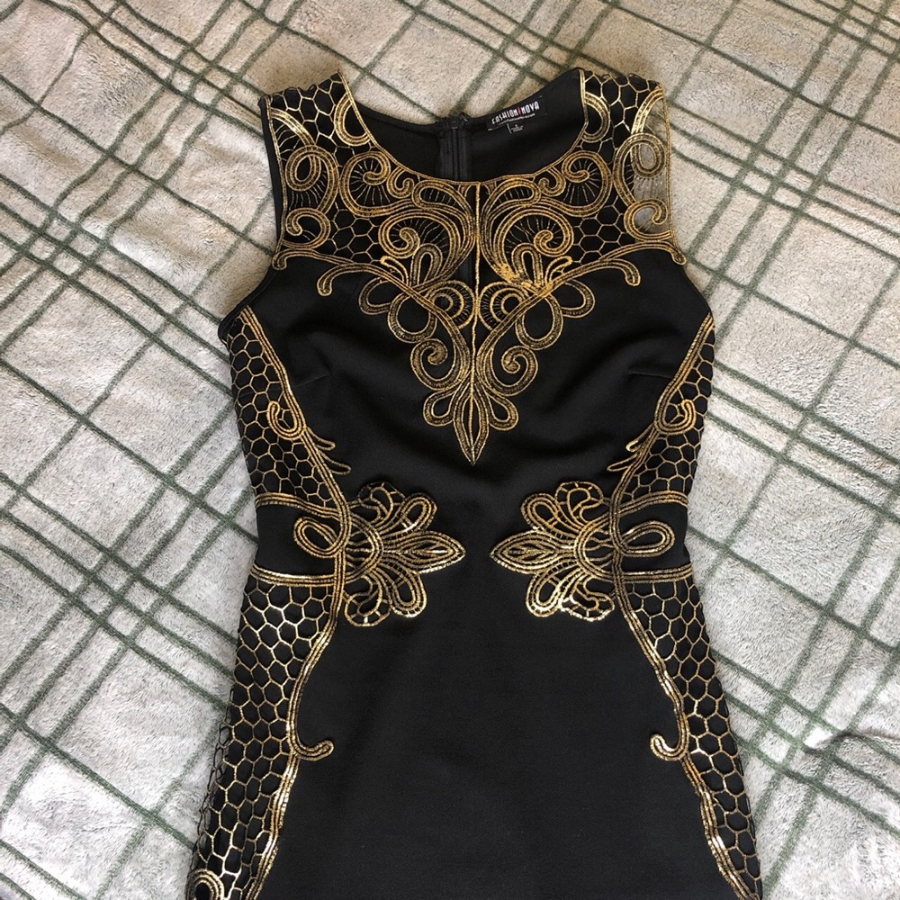 Fashion nova dress